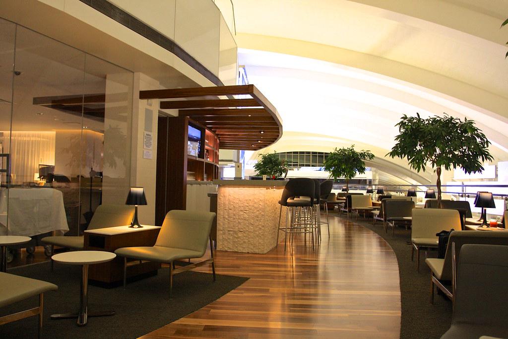 Choosing Between Airline Miles and Points